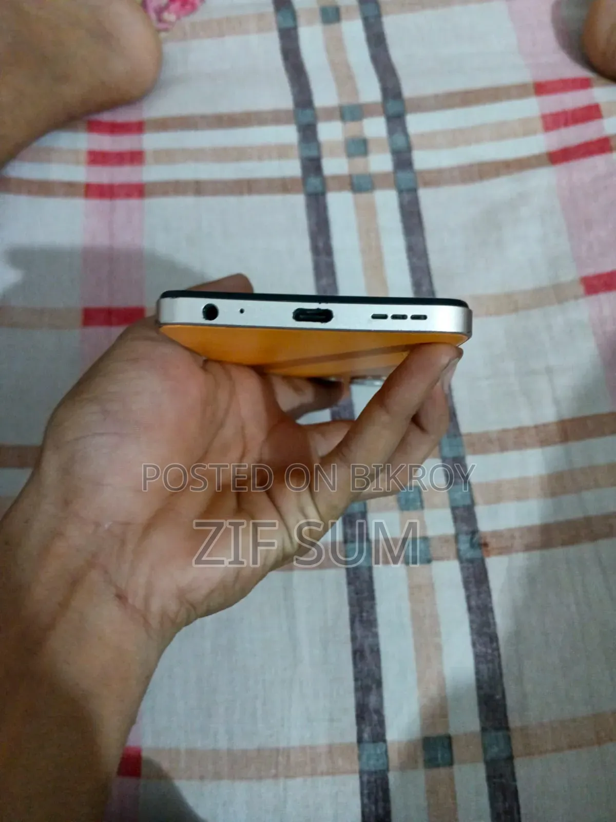 Infinix Hot 30i 128 GB Gold