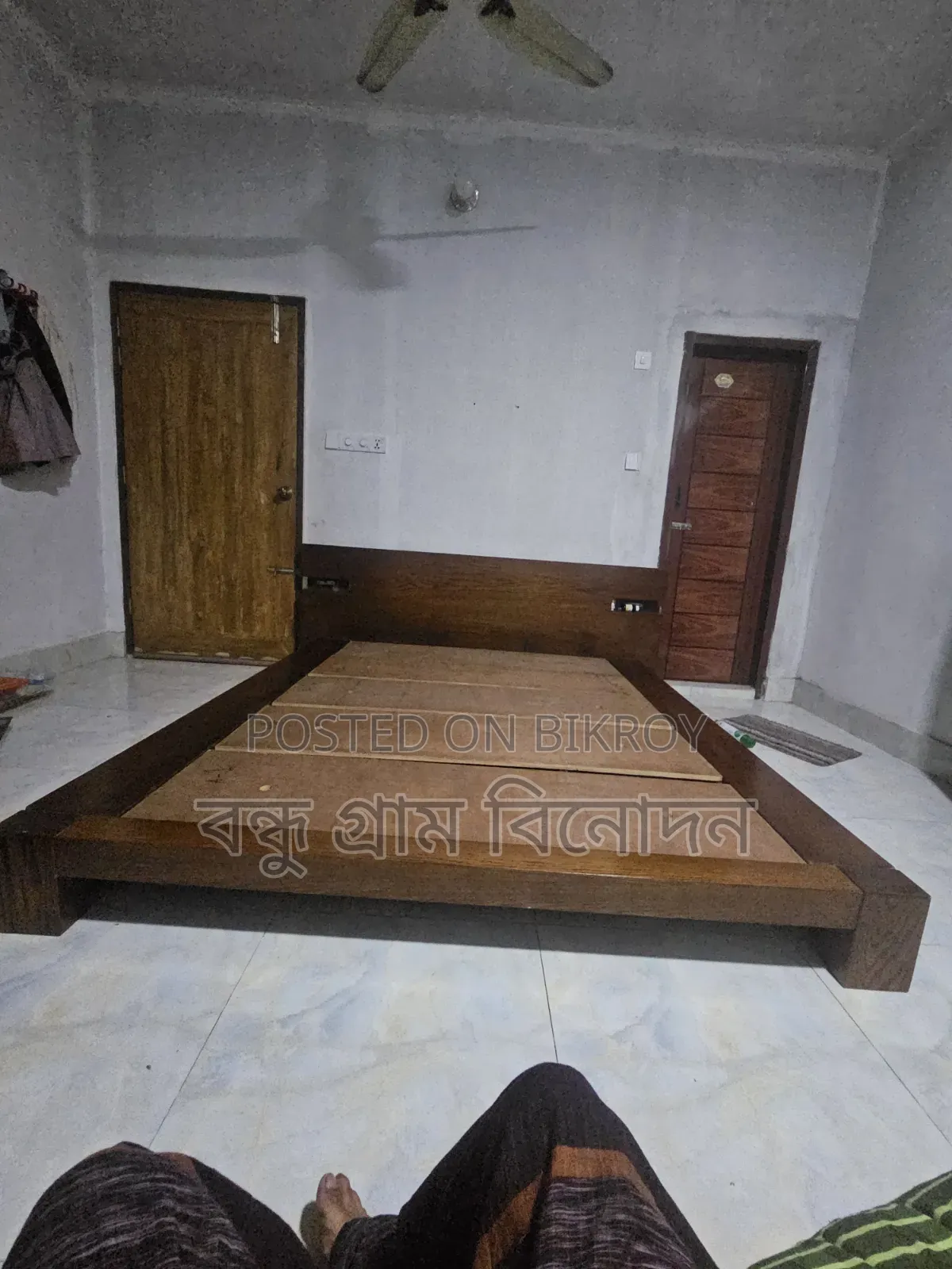 খাটটি বিক্রি হবে