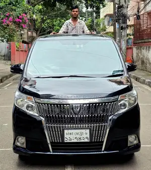 Toyota Esquire 2.0 AWD (7 seater) 2014 Black