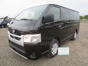 Toyota HiAce 2021 Black