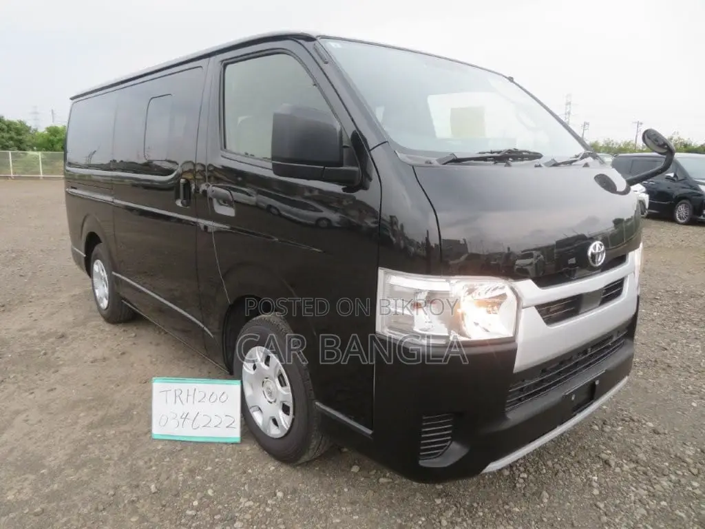 Toyota HiAce 2021 Black