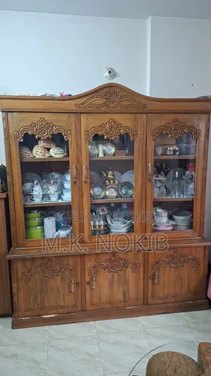 সুকেশ সেগুন কাঠের