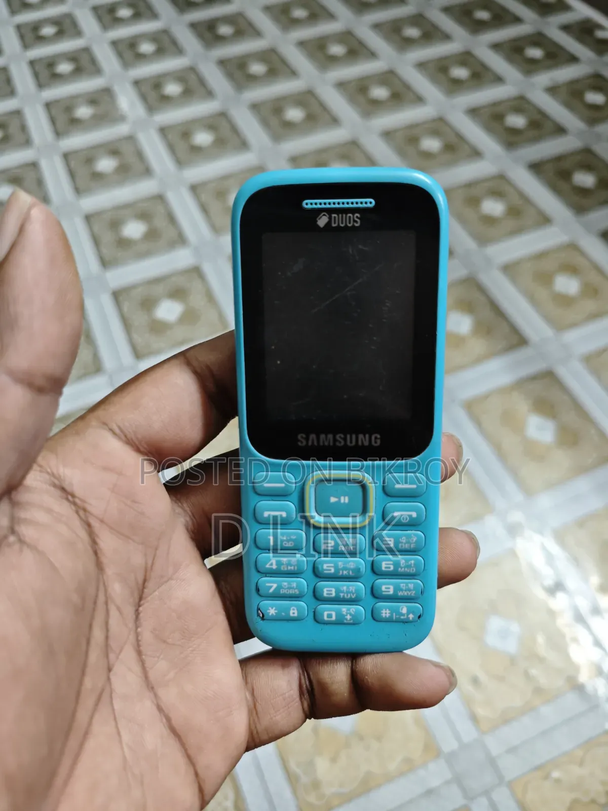 Samsung Guru Music 2