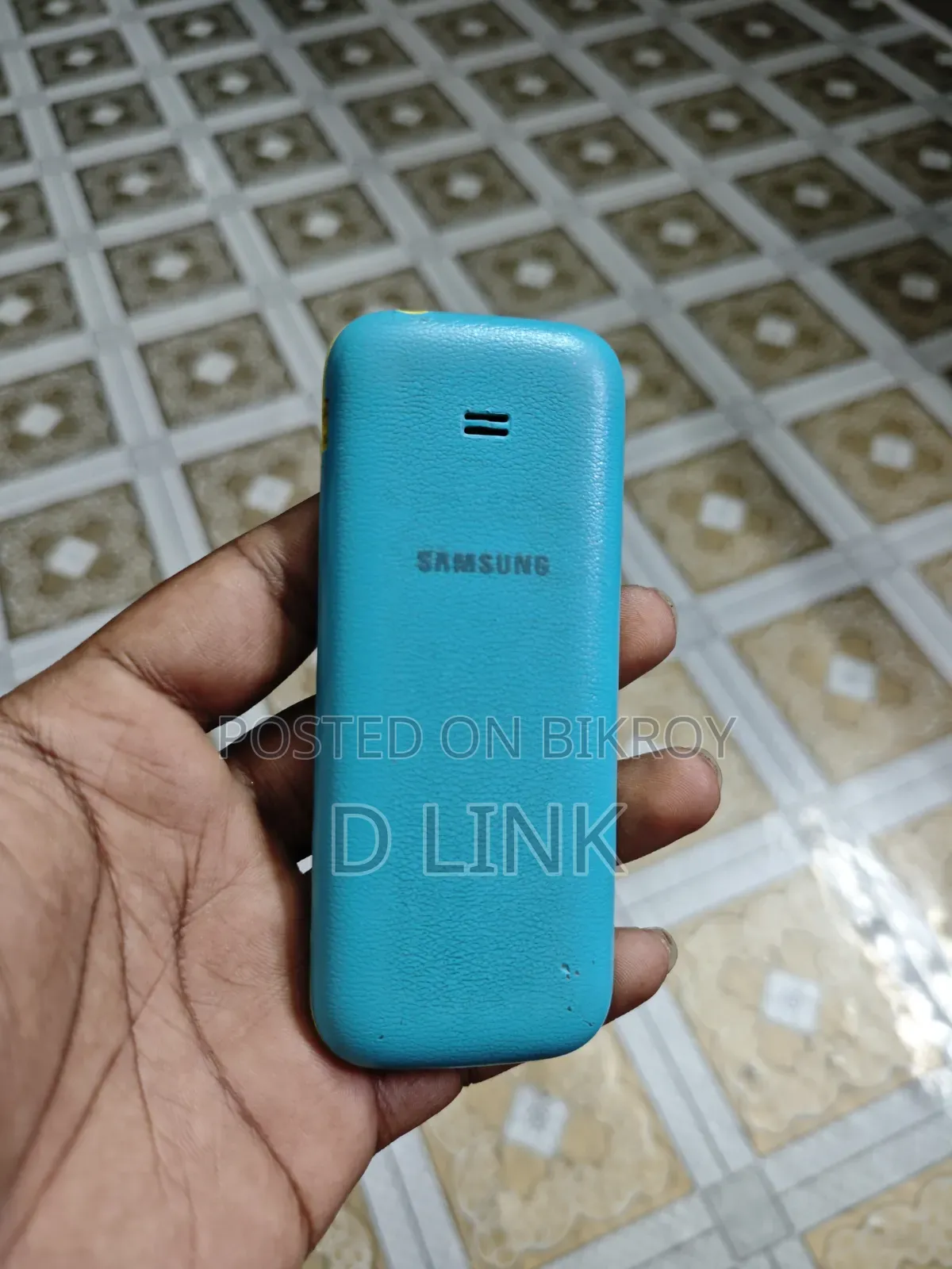Samsung Guru Music 2