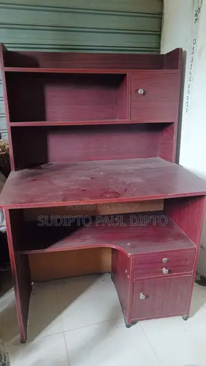 Porar Table