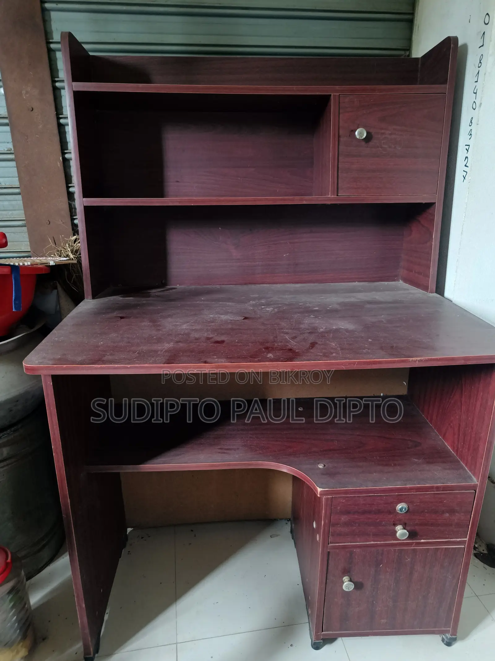 Porar Table