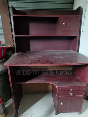 Porar Table