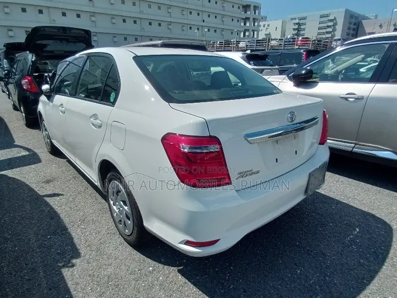 Toyota Axio 2021 White