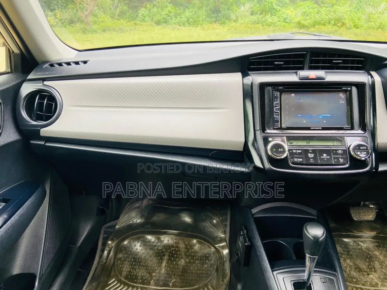 Toyota Axio 2015 Pearl