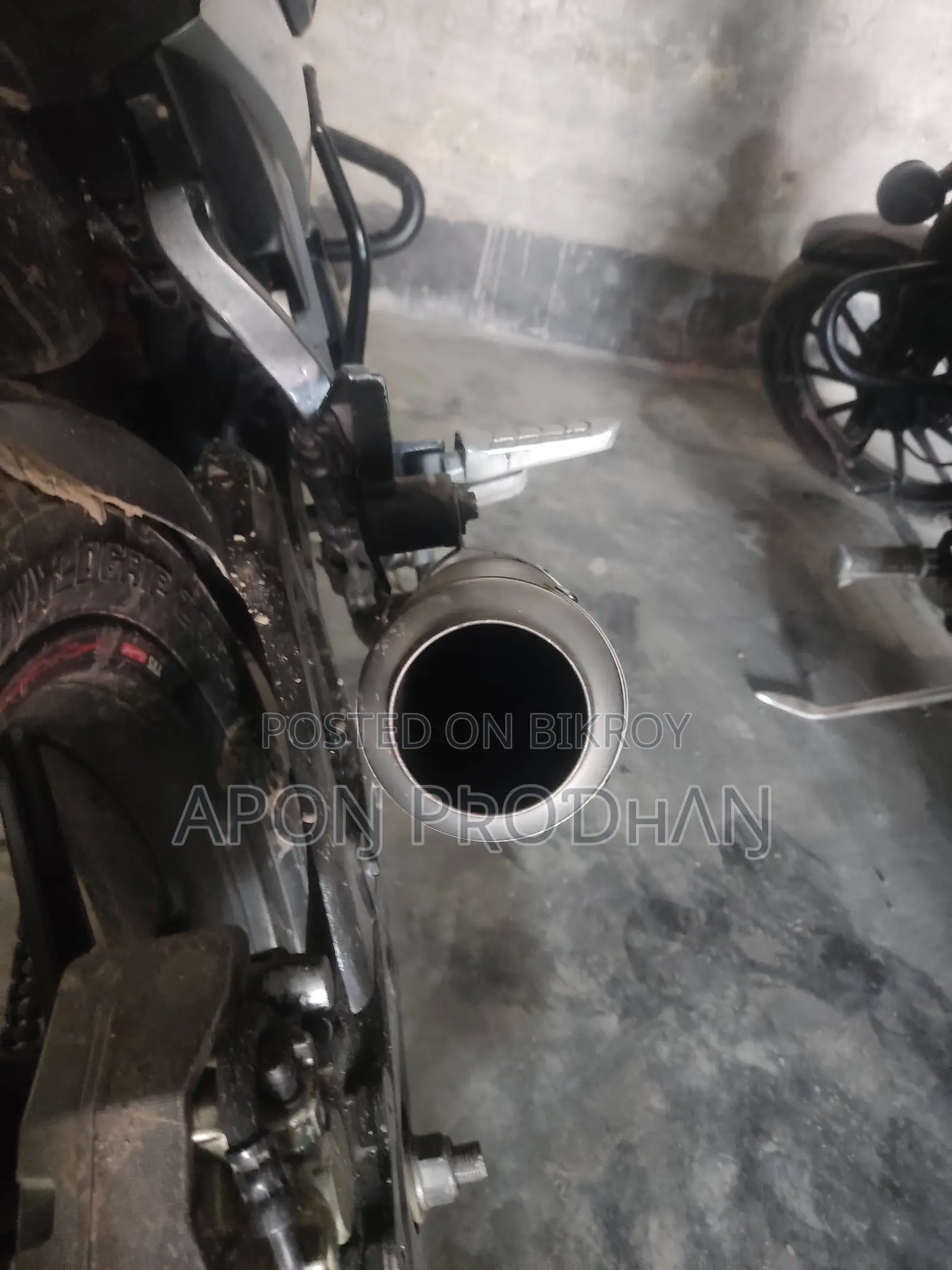 TVS Apache RTR 160 4V 2024 Black