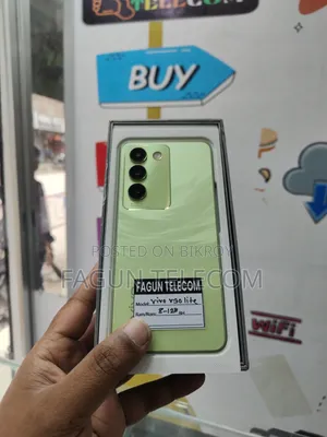 Vivo V30 Lite 256 GB Green