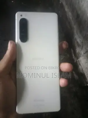 সনি এক্সপেরিয়া ৫ আইভি ১২৮ জিবি হোয়াইট
