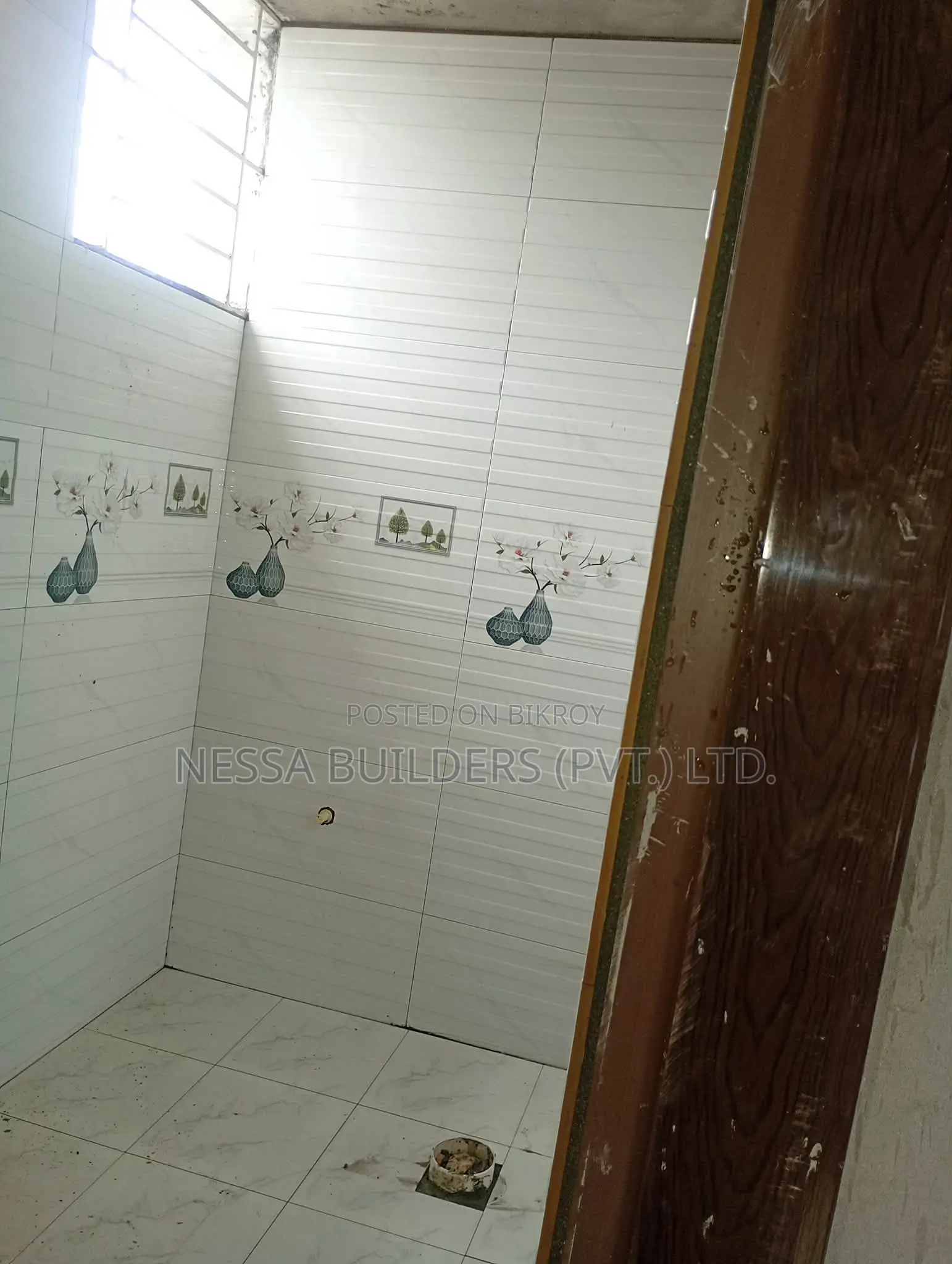 3bdrm Apartment in নেছা-আব্দুল্লাহ ভবন, Uttara for sale