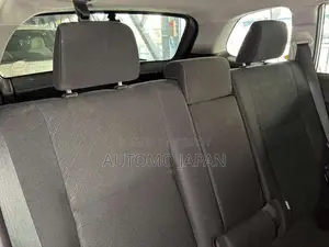Toyota Corolla Fielder 1.5 Hybrid FWD 2021 Silver