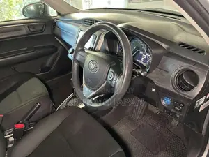 Toyota Corolla Fielder 1.5 Hybrid FWD 2021 Silver