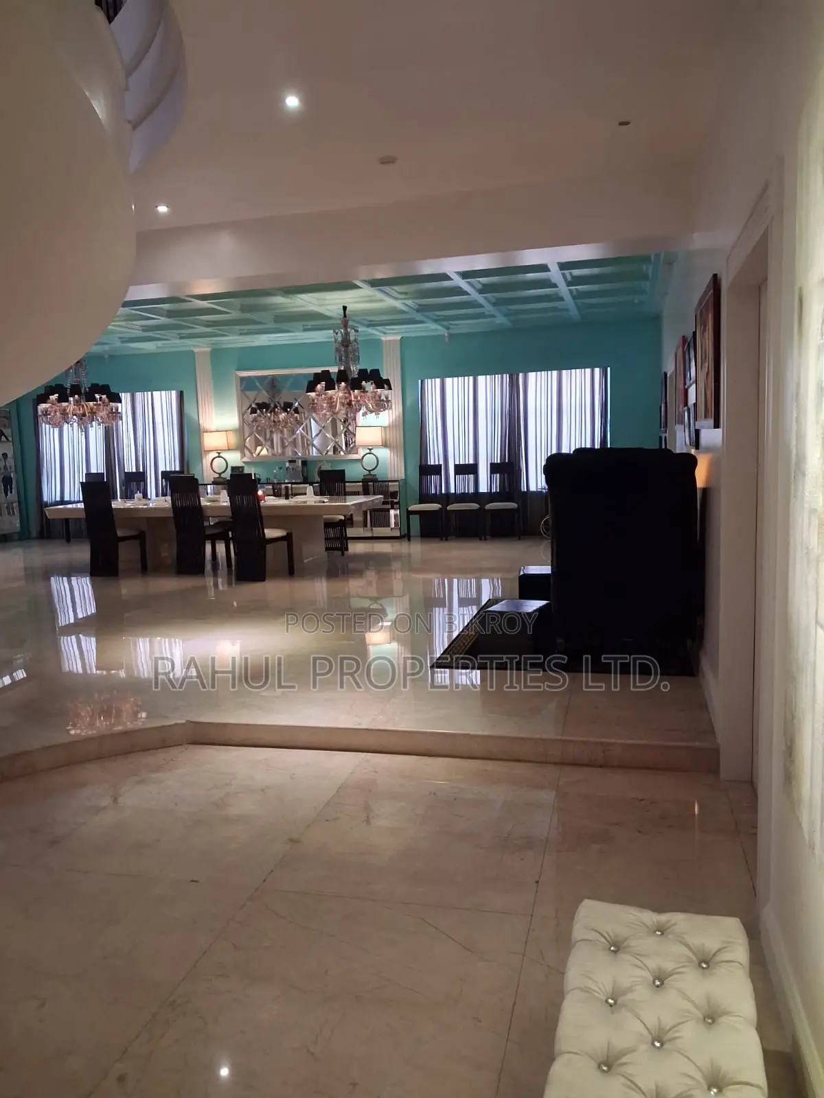 4bdrm Apartment in Basundhara for sale