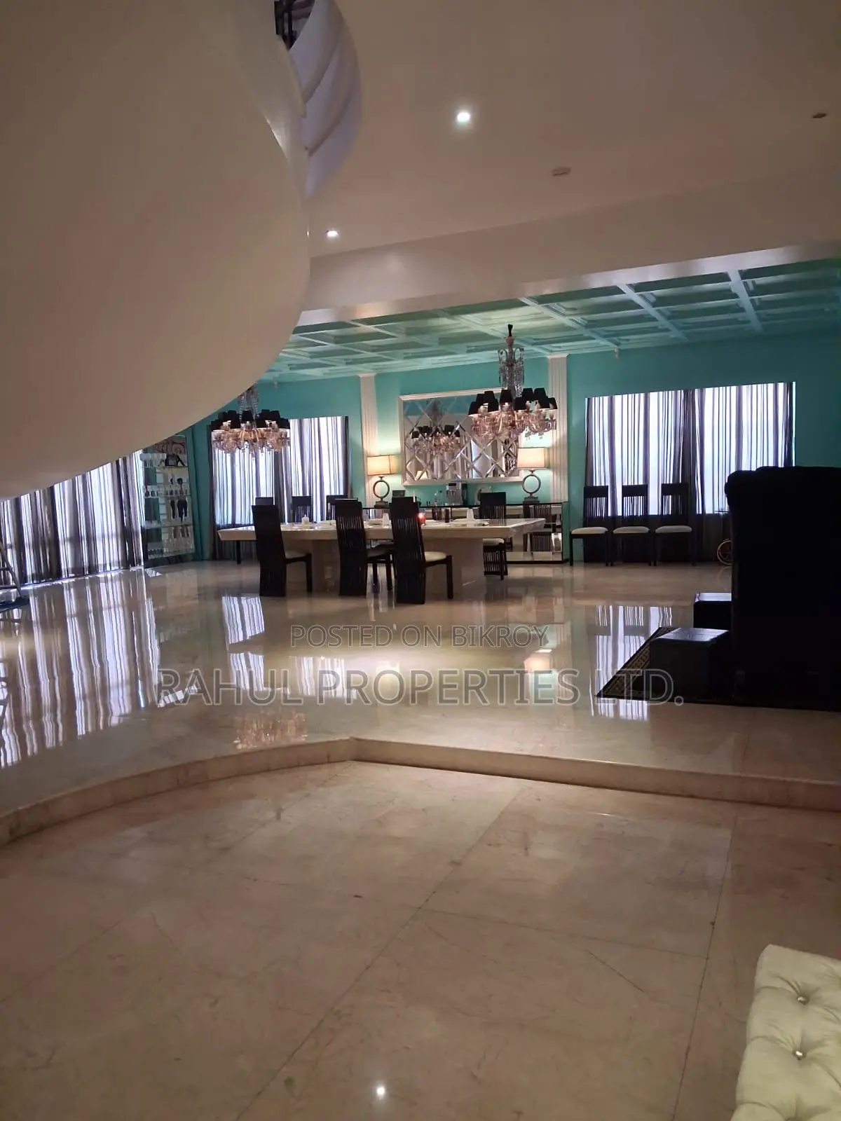 4bdrm Apartment in Basundhara for sale