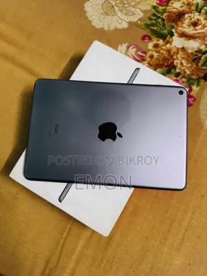 Apple iPad mini 5 (2019) 64 GB Silver