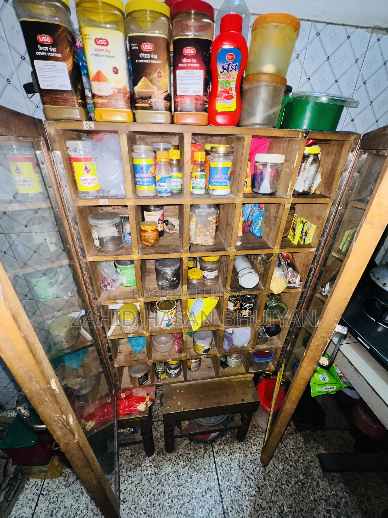 Kitchen Cabinet