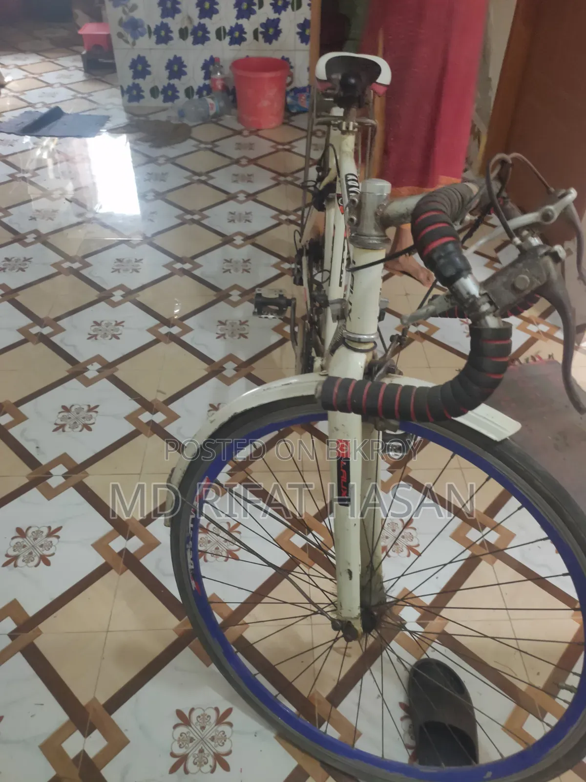 একটি ভালো কন্ডিশনের ব্যবহৃত সাইকেল বিক্রি করা হবে।