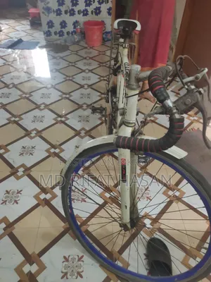 একটি ভালো কন্ডিশনের ব্যবহৃত সাইকেল বিক্রি করা হবে।