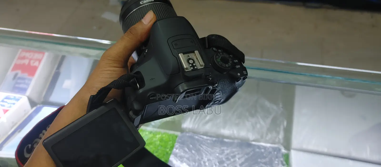 Canon 700D
