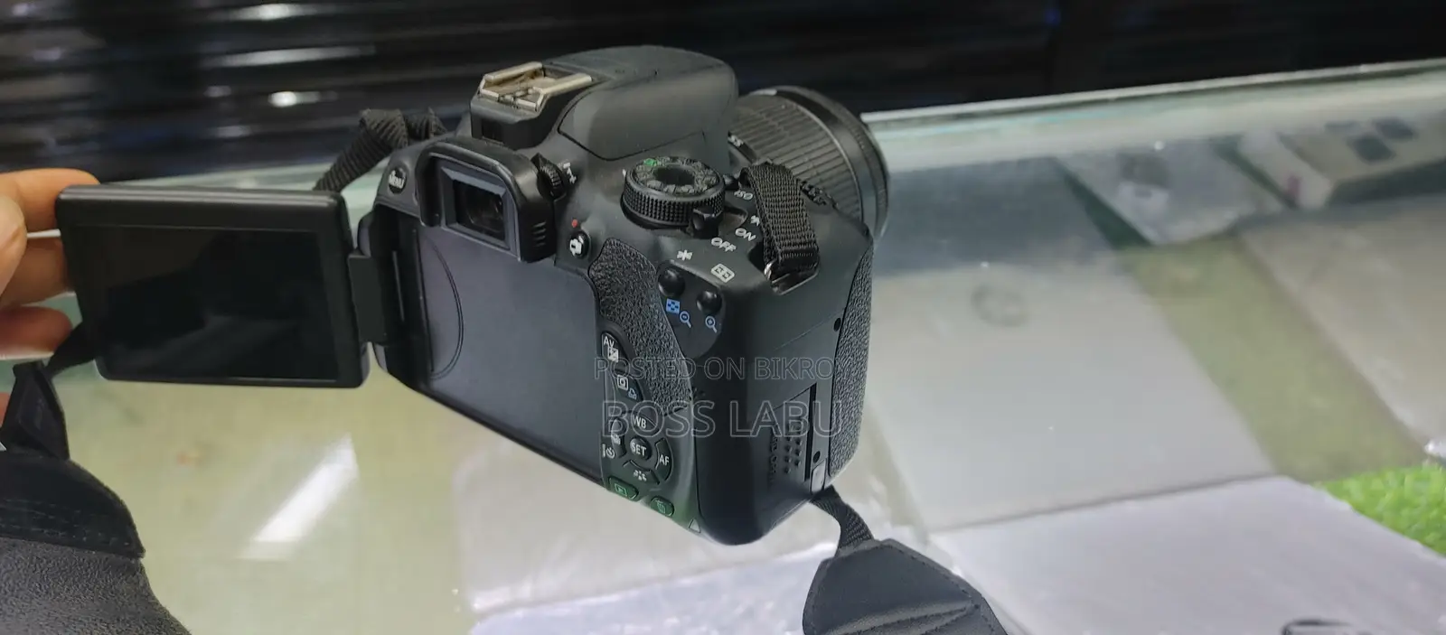 Canon 700D
