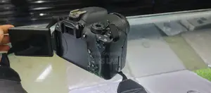 Canon 700D