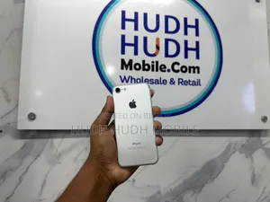 Apple iPhone 7 32 GB Silver