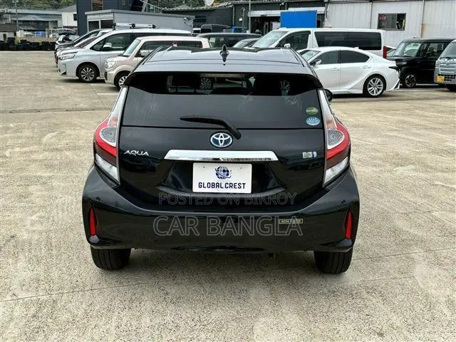 Toyota Aqua 2021 Black