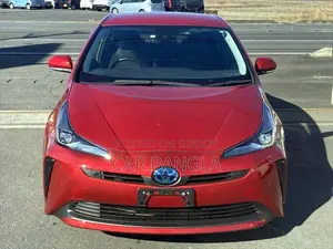 Toyota Prius 2021 Red
