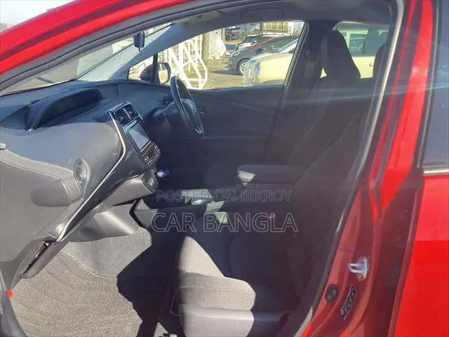Toyota Prius 2021 Red