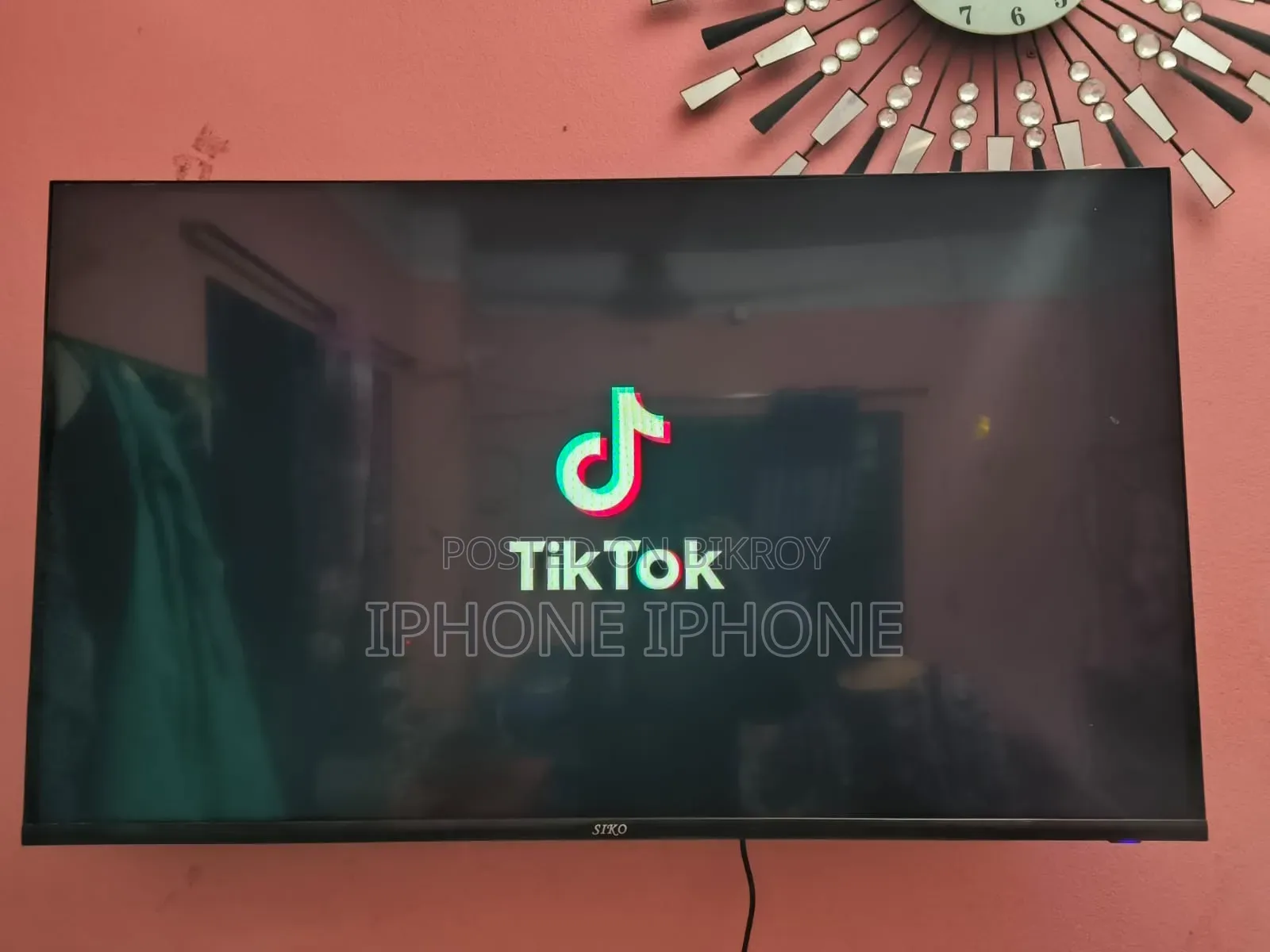 Frameless TV Sell 43"