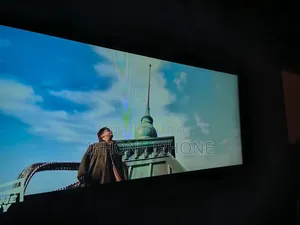 Frameless TV Sell 43"