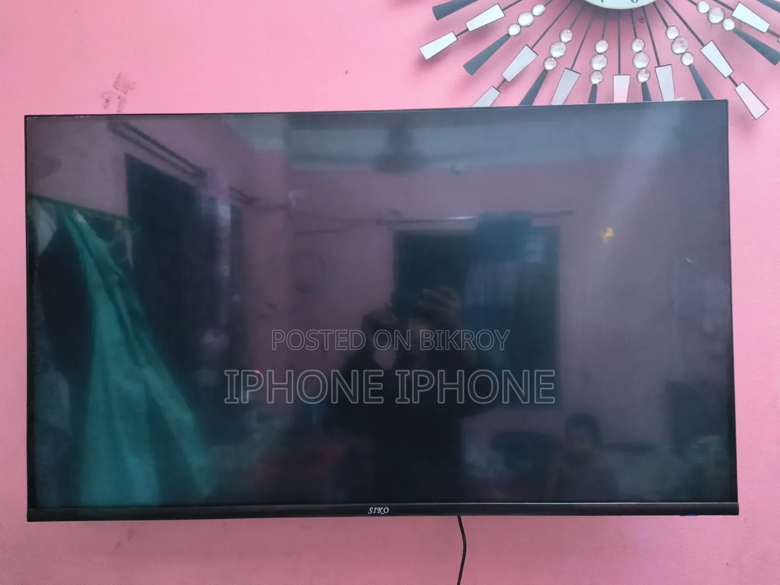 Frameless TV Sell 43"