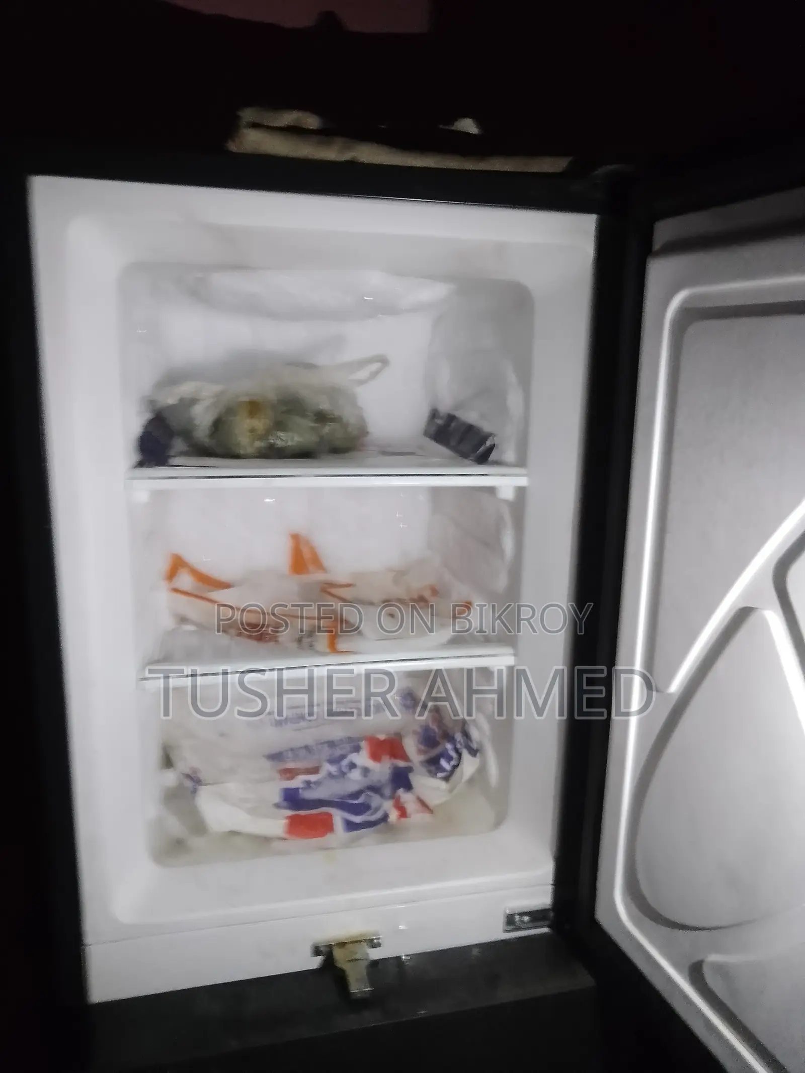 Refrigerator