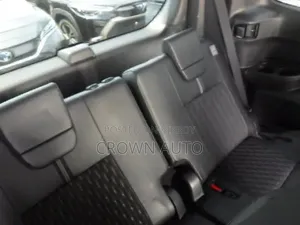 Toyota Noah 2023 Pearl