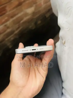 অ্যাপল আইফোন ১৩ ১২৮ জিবি হোয়াইট