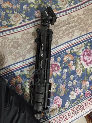 Yunteng VCT-691 Camera Tripod