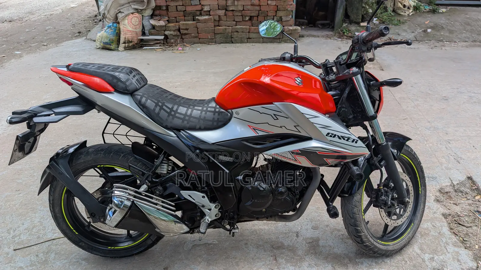 Suzuki Gixxer 2024 Orange