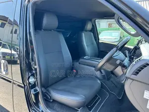 Toyota HiAce 2022 Black