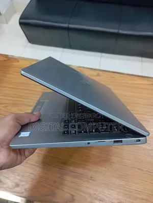 Laptop Dell Latitude 7400 8GB Intel Core i5 SSD 256GB
