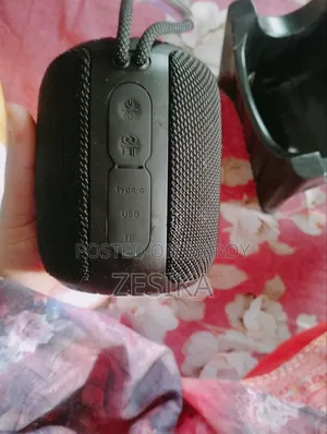 মিনি পোর্টেবল সাউন্ড বক্স