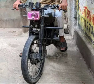 Honda CB 2002
