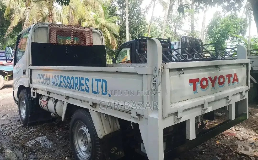 Toyota Dyna Pickup 2004