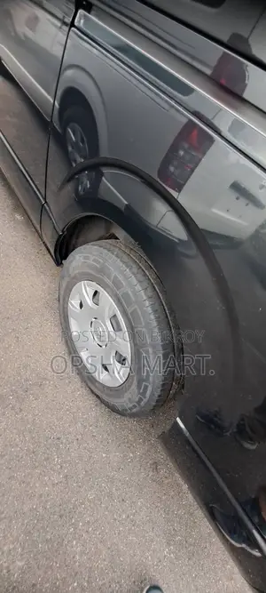 Toyota Grand HiAce 2002 Black