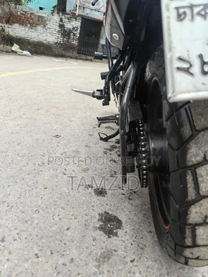Hero Thriller 160R 2023 White