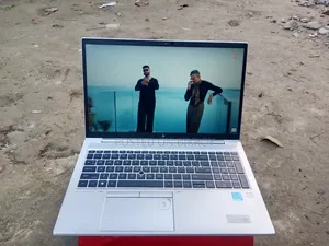 Laptop HP EliteBook 850 G8 16GB Intel Core i5 SSD 256GB