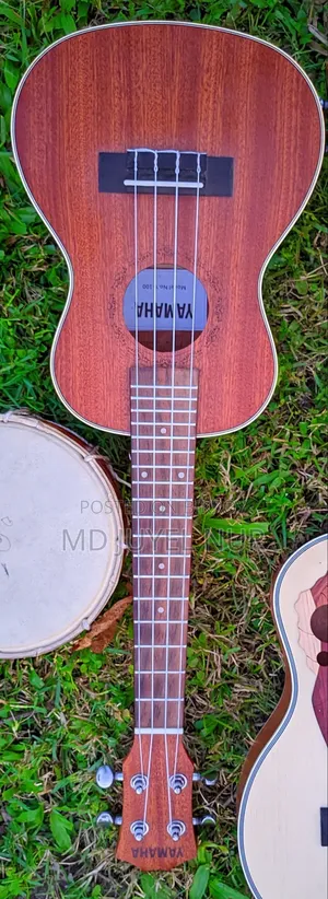 উকুলেলে Sell Post. Ukulele 24 Ince. Akdom Fresh Ache 🤘