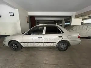 Toyota Corolla X 1.3 Automatic 2000 Silver